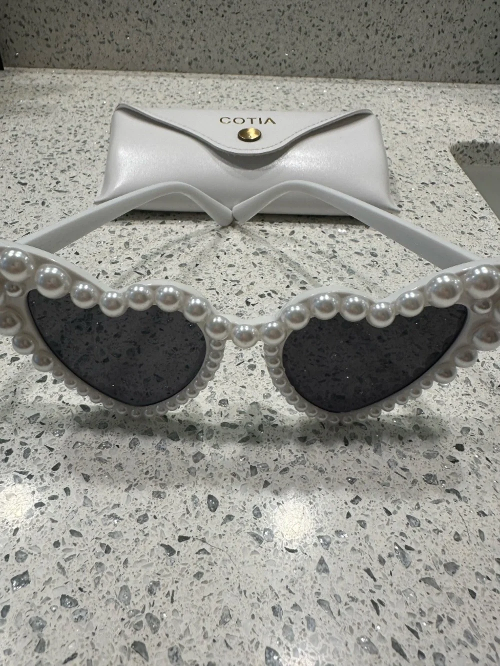 Bridal White Hearts Pearl Sunglasses